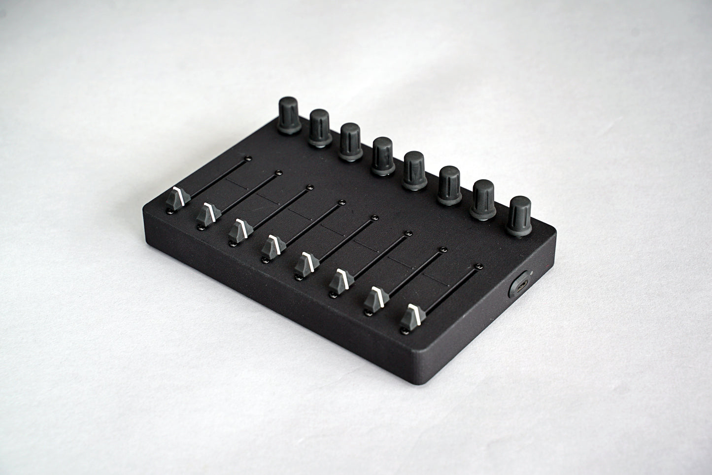 8+ mkIII - Control Surface