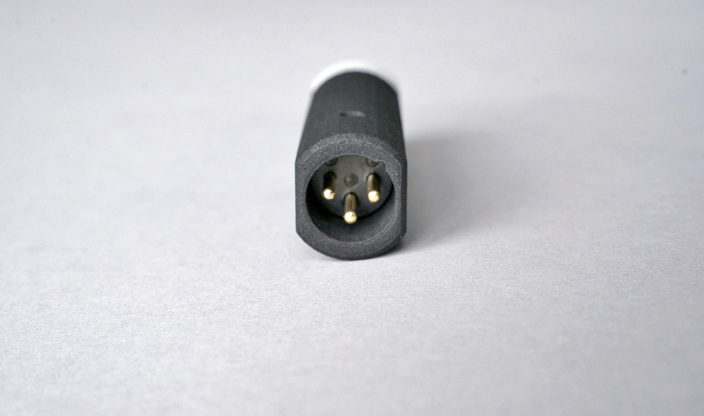 D.I. LAV - Phantom XLR Adapter for Lav Microphones