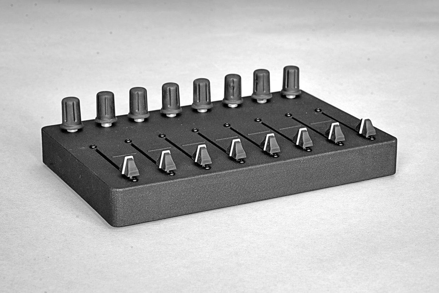 8+ mkII - Control Surface for 8 Series recorders